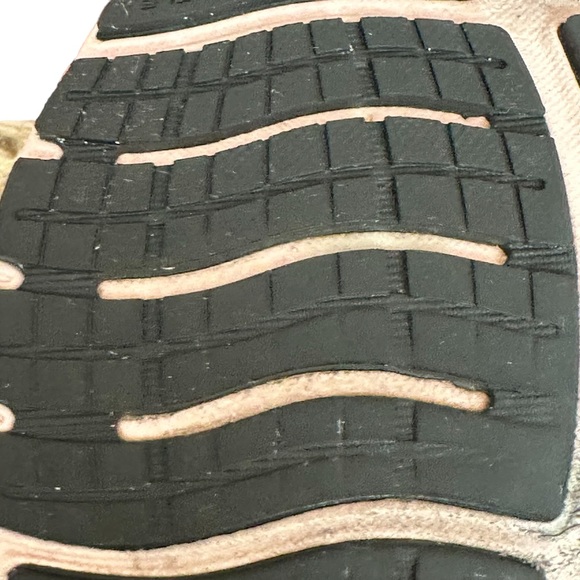 Brooks Glycerin 19 women’s black w/ rose color accent athletic/running shoe sz 9 - Picture 11 of 15